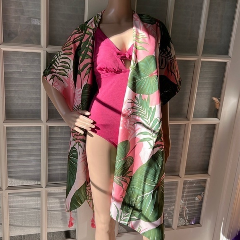 TwiYek NIP women’s swimsuit cover up green pink flamingo one size